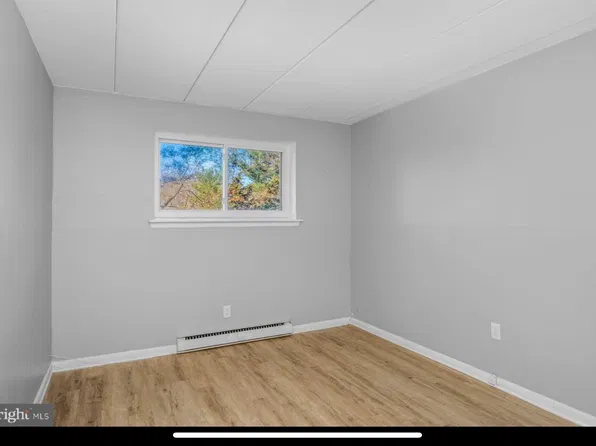 400 Glendale Rd, Havertown, PA