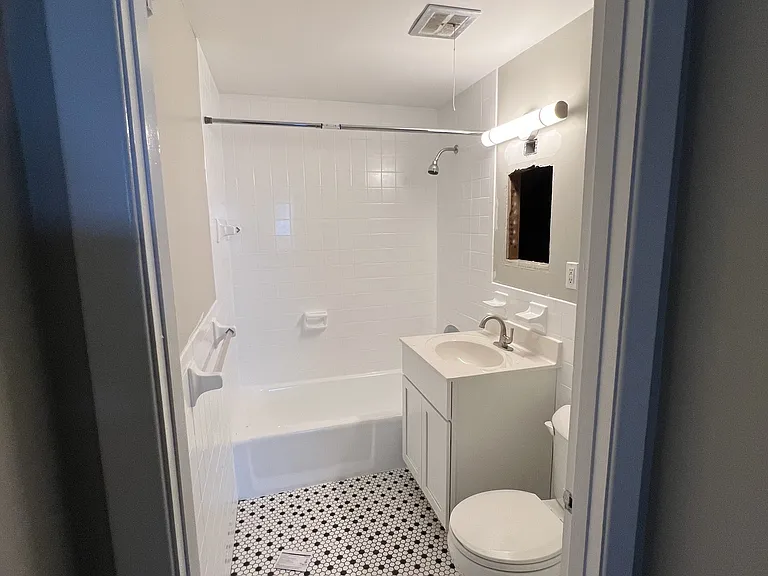 24 Whites Ave #63H — Photo 7