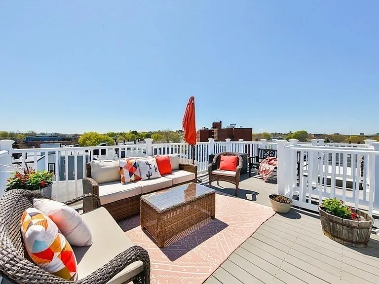 22 Buttonwood St #3 — Photo 2