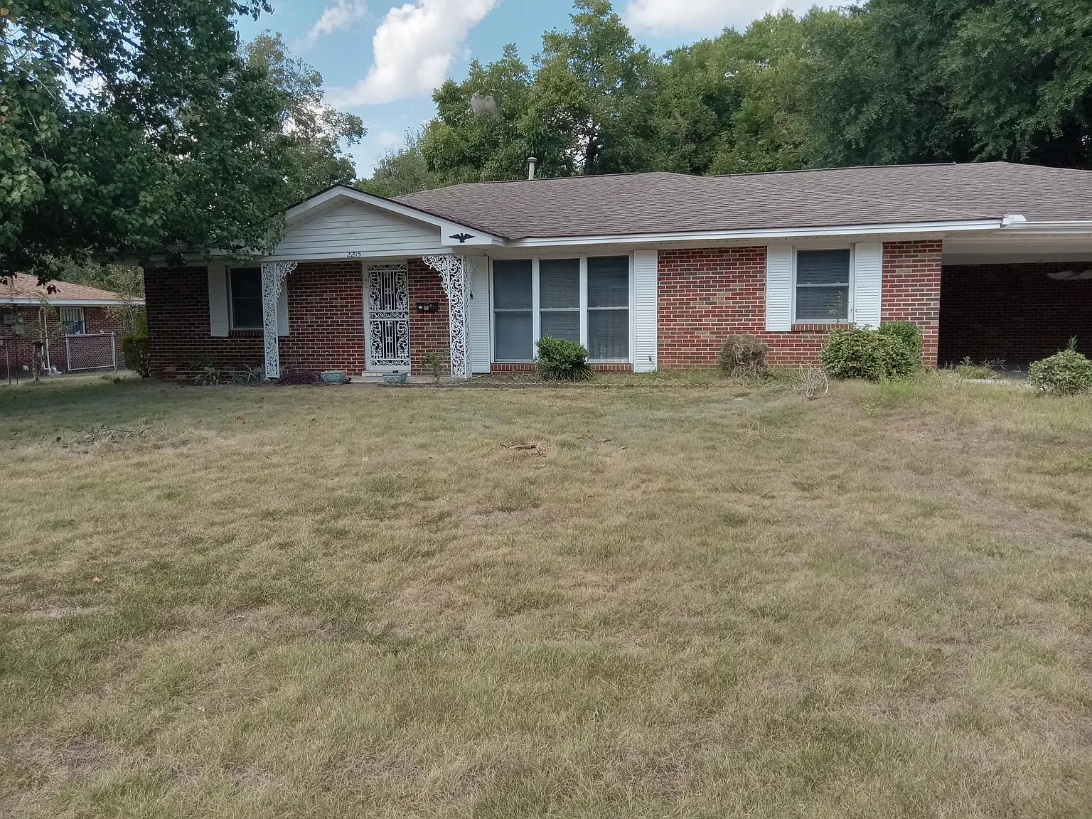 4 bed, 1704 sqft, $1,600 — Photo 1