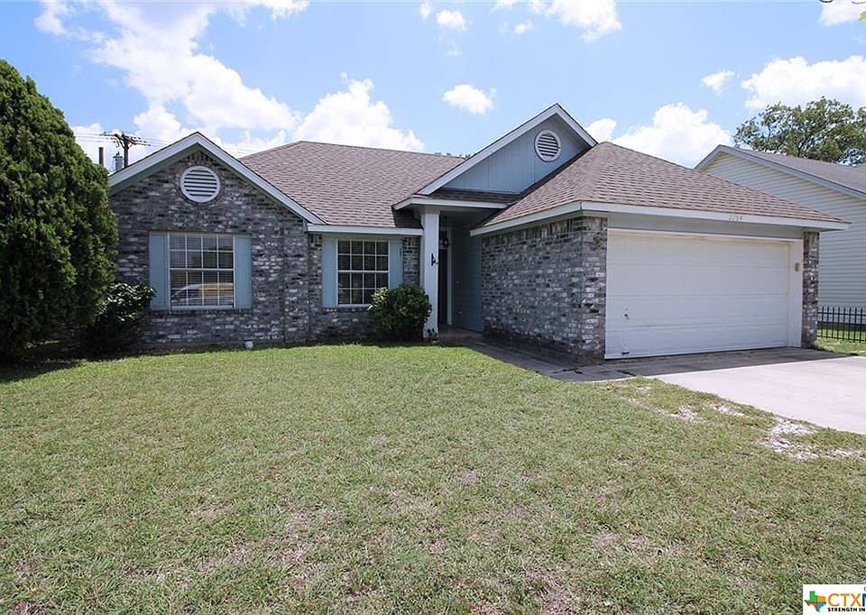 1st image of 2704 Bluejay Dr