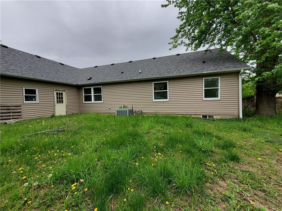 2nd image of 1430 Rock Creek West St