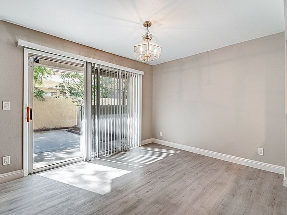5th image of 2641 Golden Sands Dr