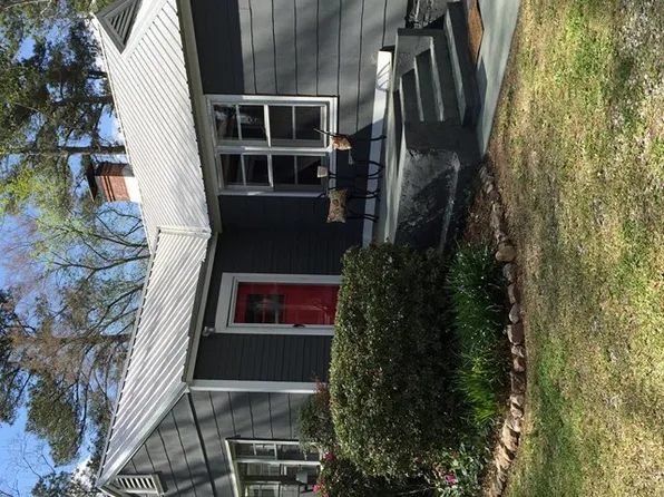 1585 J St, Hamilton, GA 31811
