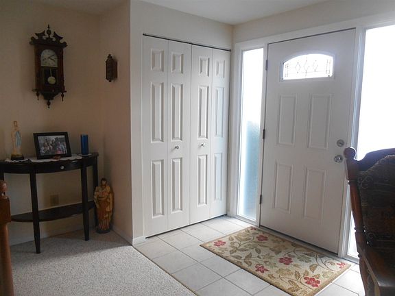 4th image of 81 Prospect Ave