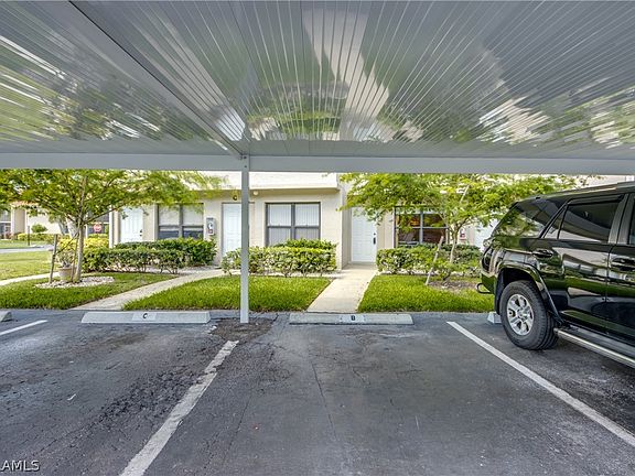 3rd image of 9639 Eaton Gardens Ln