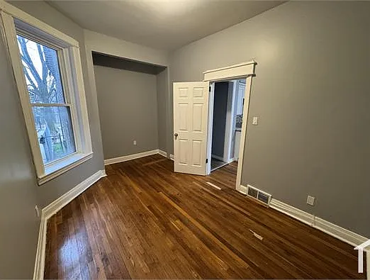 6229 S Justine St #1 — Photo 9