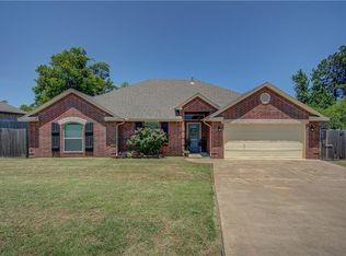 703 Meleah, McLoud, OK 74851