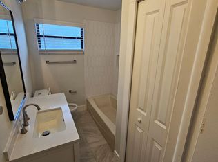 10841 Scott Mill Rd ROOM 6, Jacksonville, FL 32223