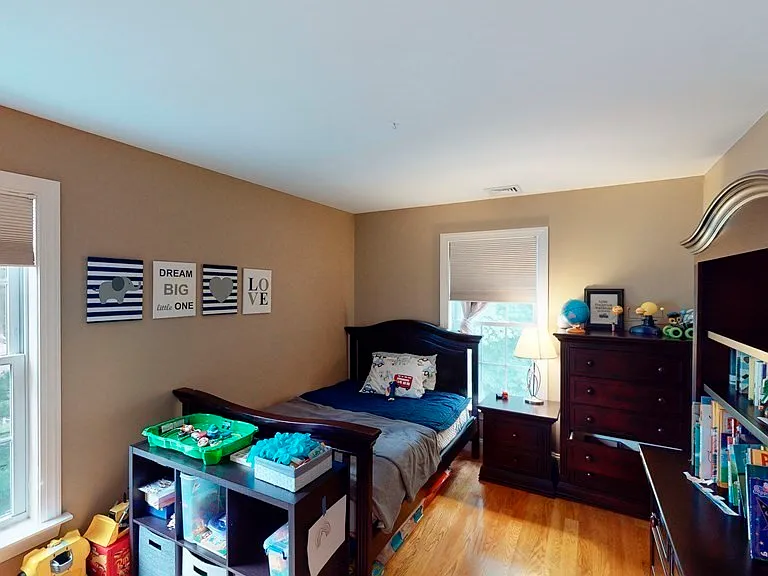 86 Cowing St #86 — Photo 8