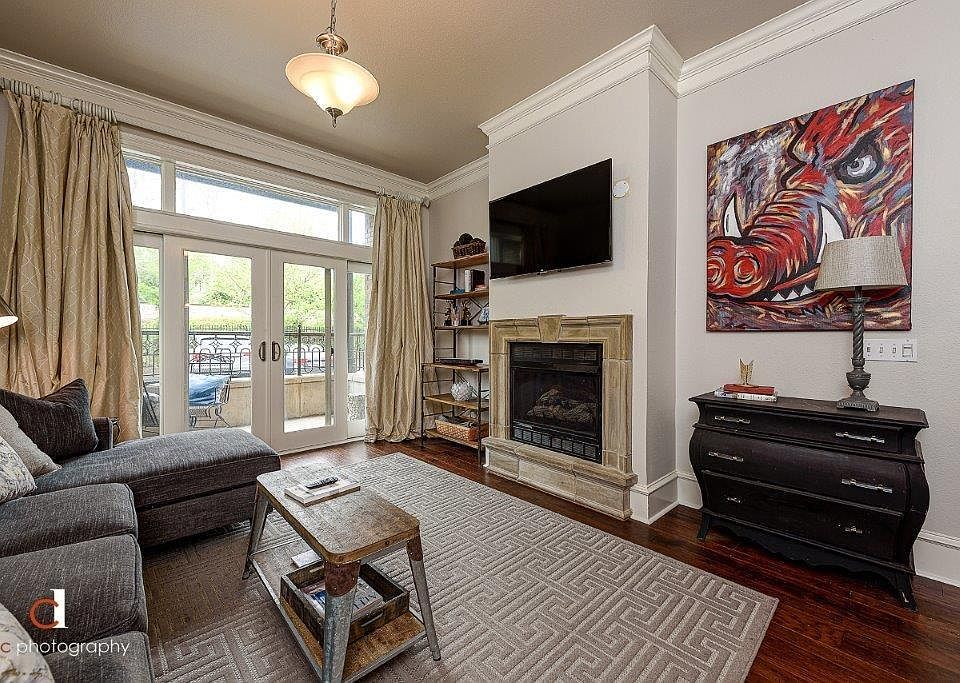 1st image of 600 W Meadow St APT 106