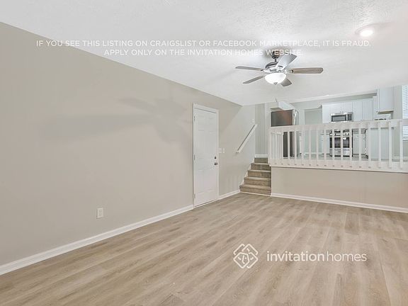 5th image of 690 Greenhedge Dr