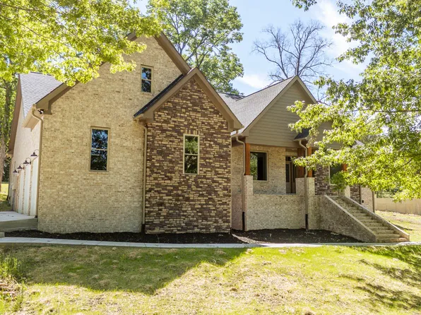 621 Bradley Ln, Bath Springs, TN 38311