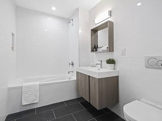 Rented by Avenue Sotheby's International Realty | media 12