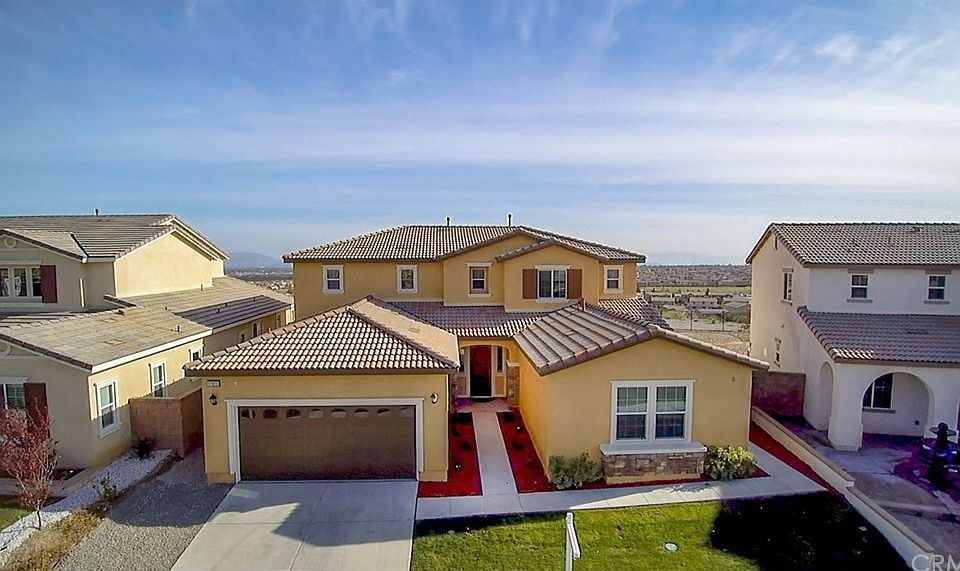 1st image of 17973 Grapevine Ln