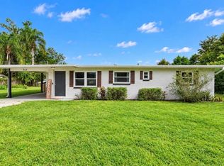 717 W Deer Lake Dr, Lutz, FL 33548