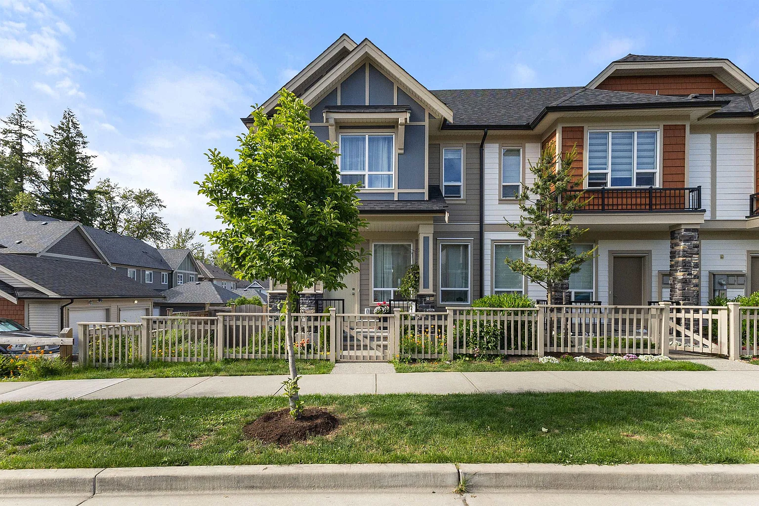 20425 78th Ave photo 1