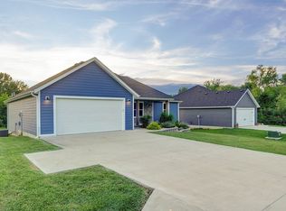 753 S Elm Road, Marshfield, MO 65706