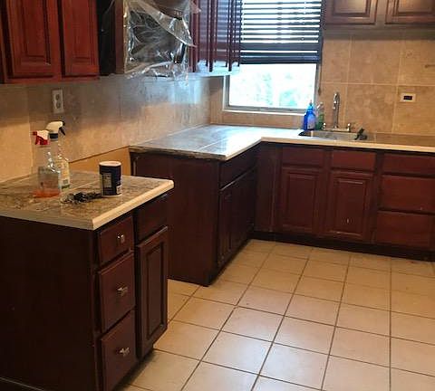 4th image of 502 Bergen Ave #1