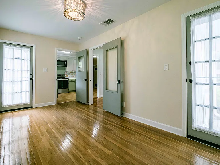 5604 Paulsen St — Photo 23