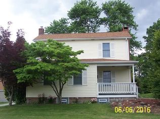 440 Robbins Station Rd, North Huntingdon, PA 15642