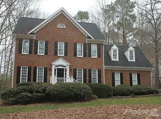 4832 Winterwood Dr, Raleigh, NC 27613