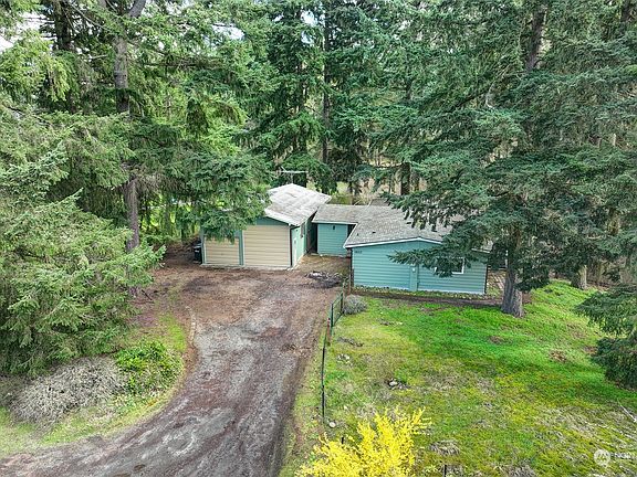 2nd image of 16113 126th Avenue E