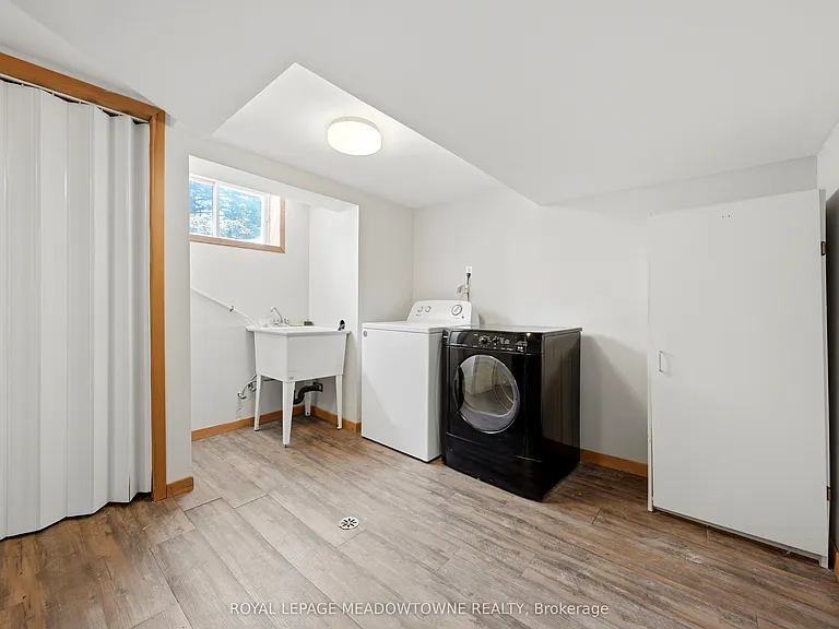 20 Delrex Blvd — Photo 32