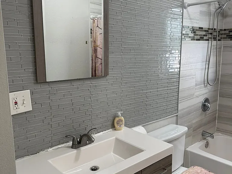 2737 Norwalk St #1 — Photo 9