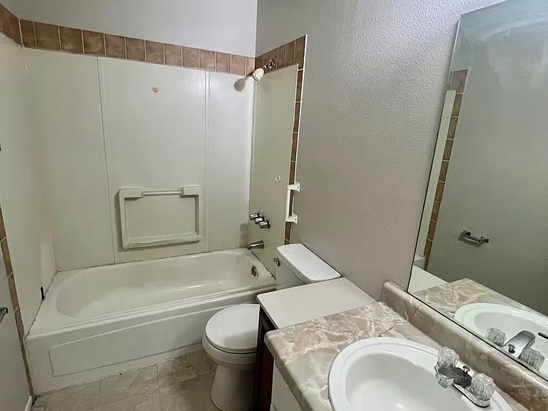 714 Prairie Rd — Photo 8