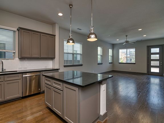 5th image of 216 Wimberly St