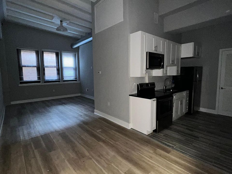 1st image of 1509 S 17th St #115B