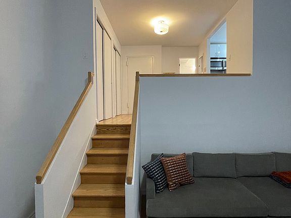 4th image of 125 E 82nd St APT 6