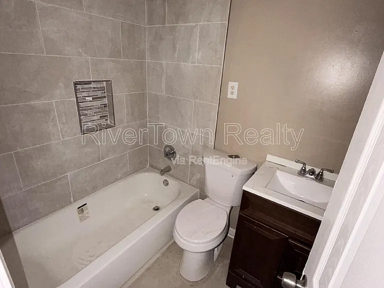 3692 Irma St — Photo 10
