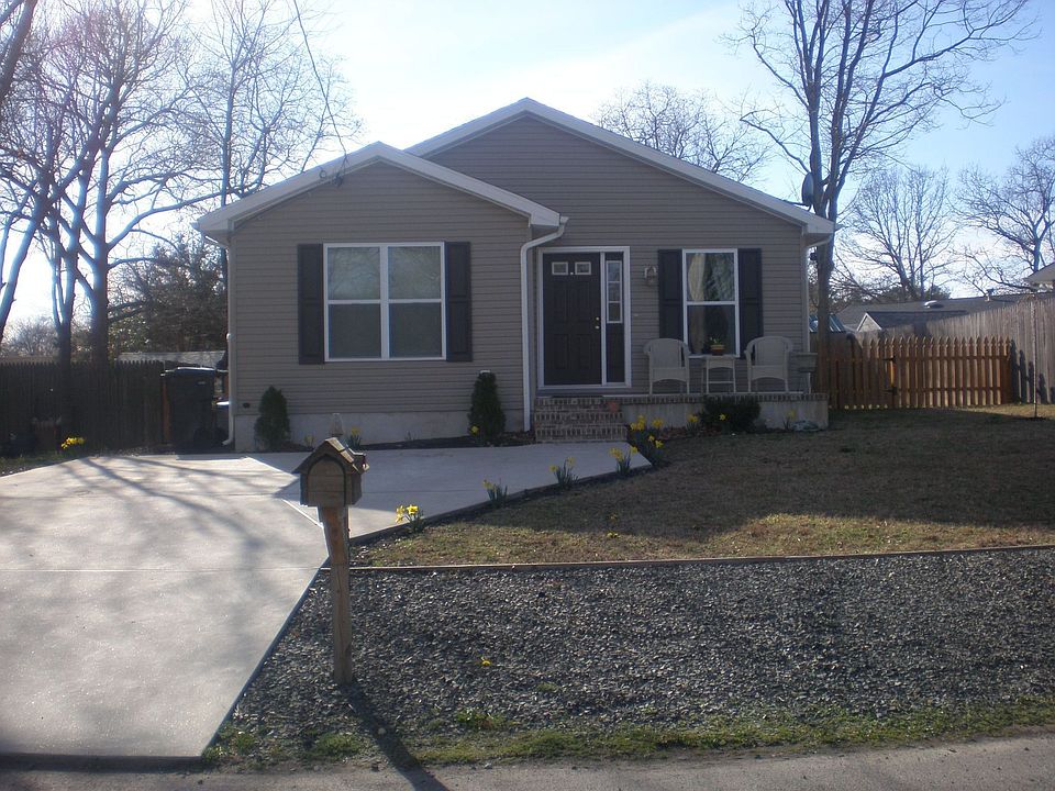 Front view of Outside