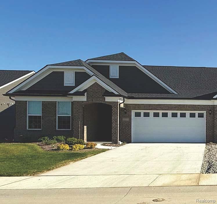 1st image of 42712 Arbor Dr