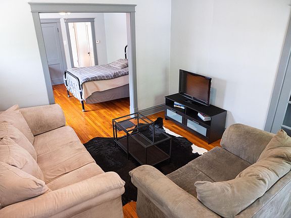 2nd image of 7818 Weil Ave #B