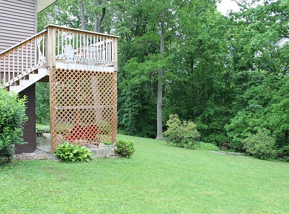 2nd image of 402 Collinwood Dr