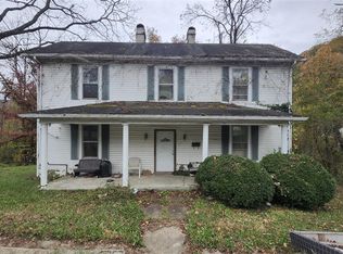 55 W Pine St, Clifton Forge, VA 24422