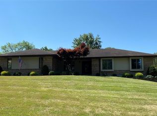 301 Willowpointe Dr, Saint Charles, MO