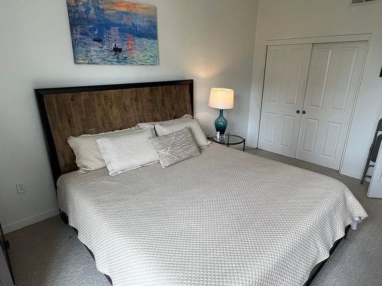 1501 Front St #305 — Photo 8