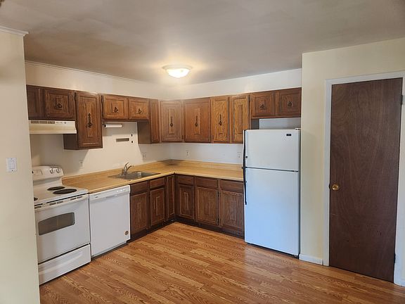 2nd image of 2120 Bellemead Ave APT 4