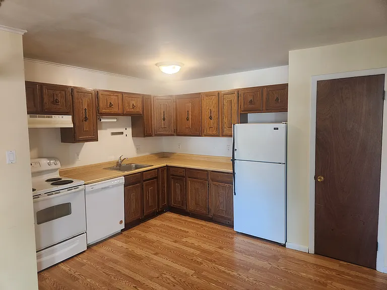 2120 Bellemead Ave #4 — Photo 2