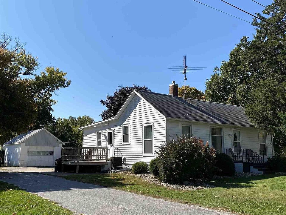 1st image of 170 E Union St
