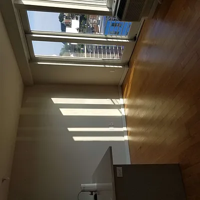 Rented by Tri State Commercial Realty | media 16