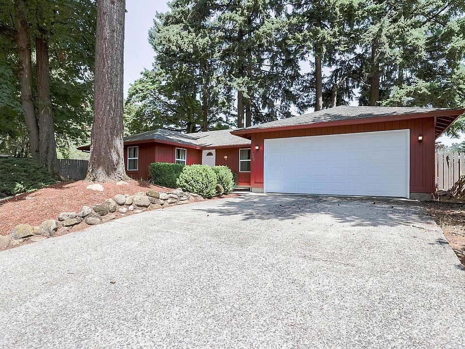 1st image of 1909 SE 132nd Ct