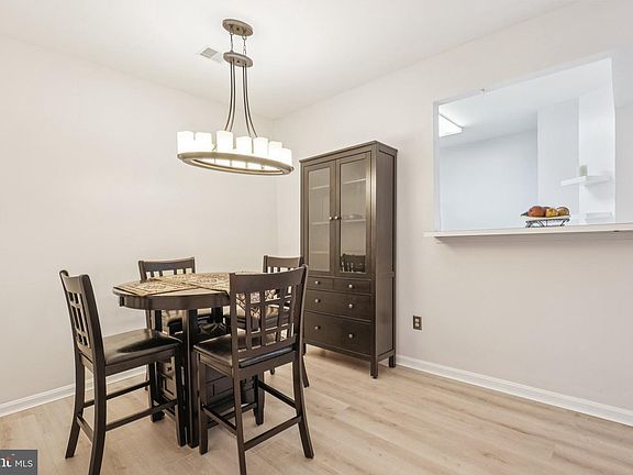 5th image of 11322 Westbrook Mill Ln Unit 204