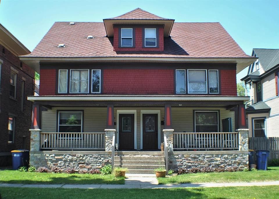 1st image of 361 Richard Ter SE #2