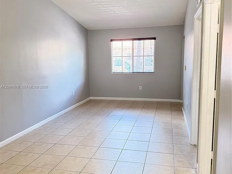 2930 SE 12th Rd #20531 — Photo 4