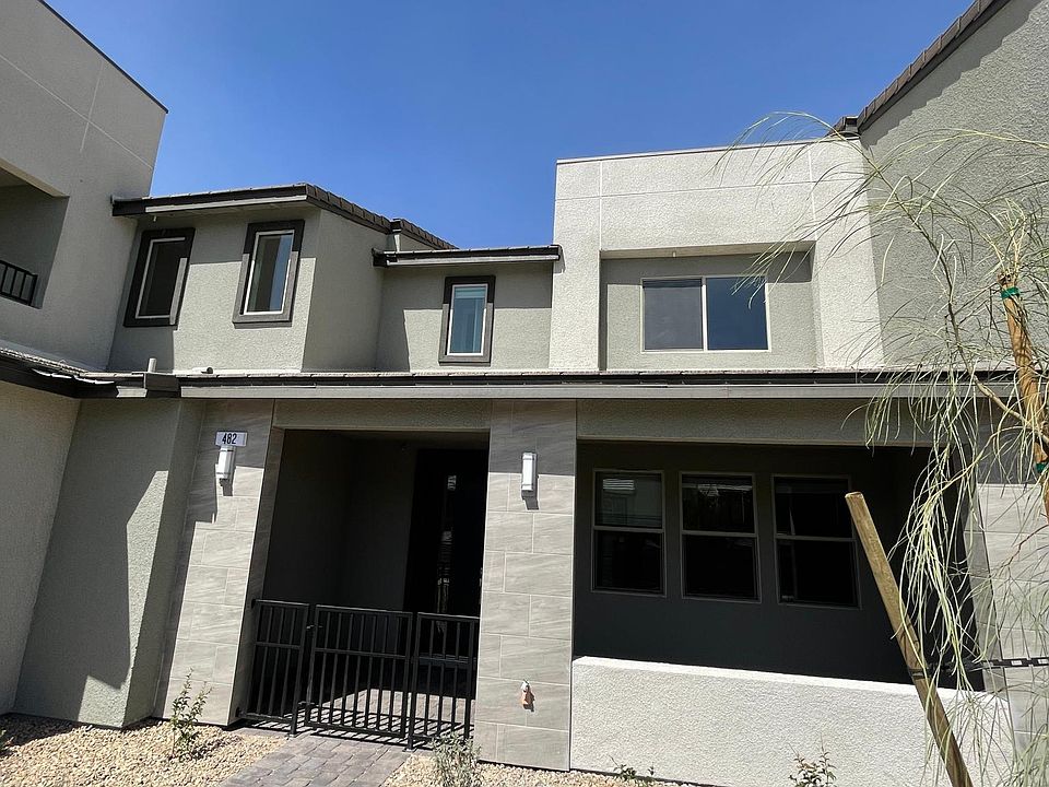 1st image of 482 Fairview Hills St